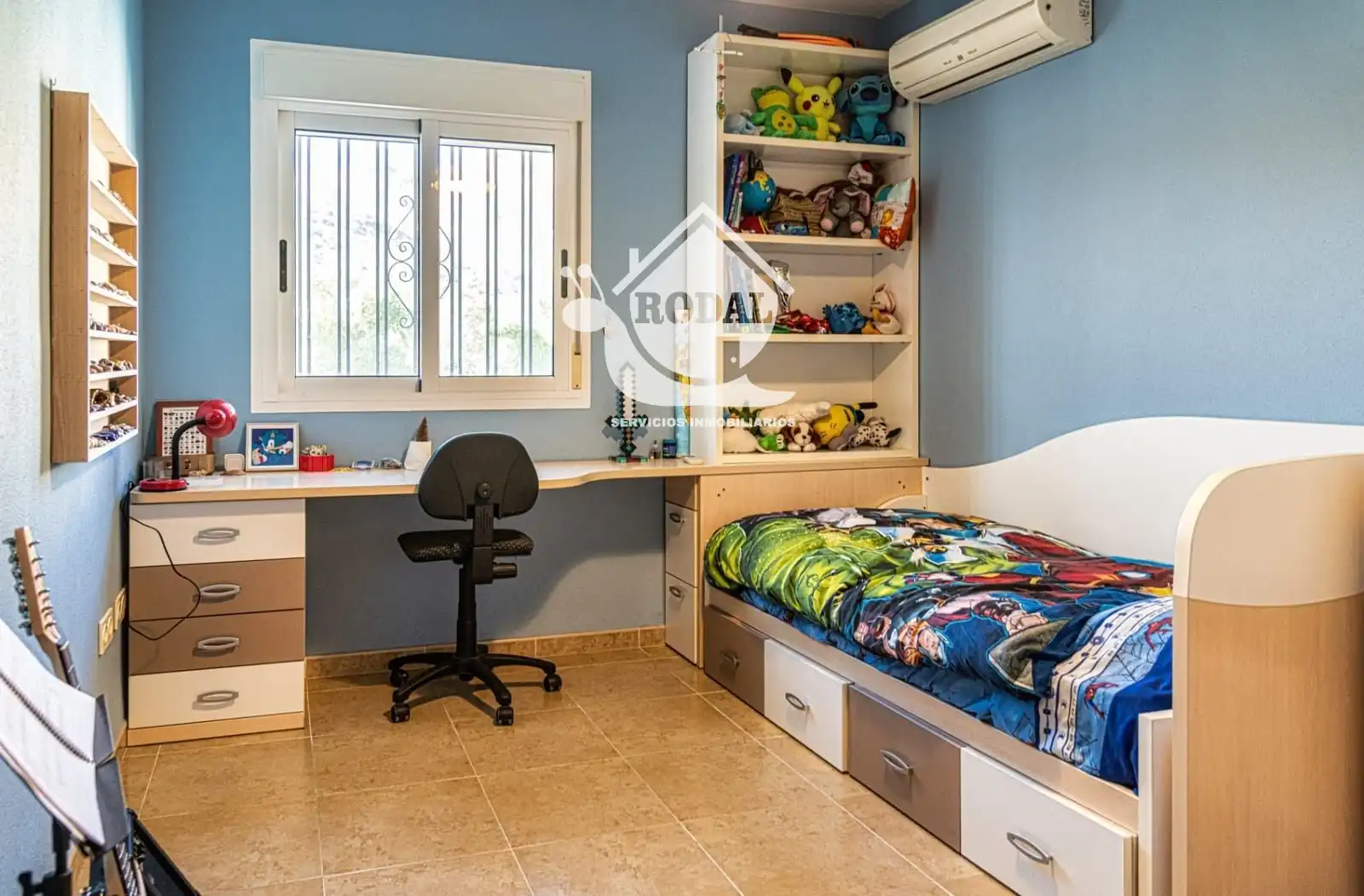 Habitación de Dúplex en venta en Huércal de Almería con Aire acondicionado, Calefacción y Jardín privado