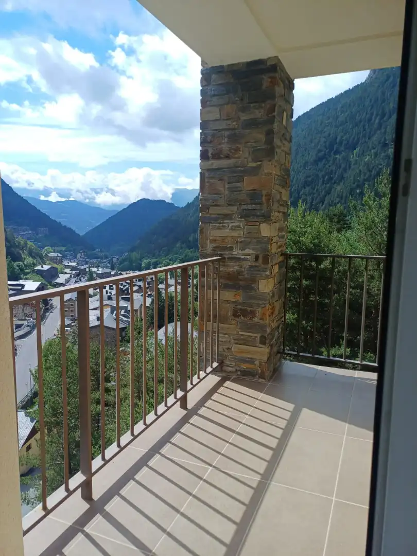 Terraza de Piso de alquiler en La Massana con Parquet, Trastero y Amueblado