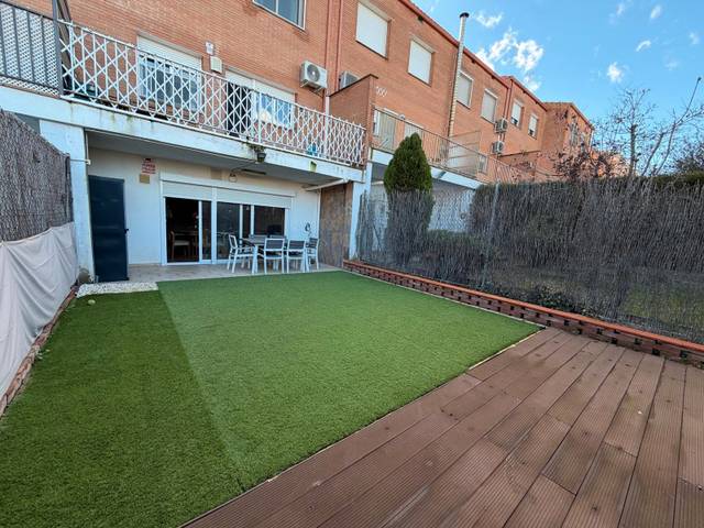 Casa adosada en Venta en Carrer del Solsonès en Artesa de Lleida