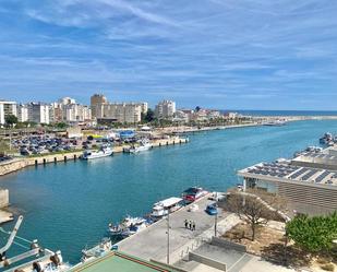 Vista exterior de Pis en venda en Gandia amb Terrassa i Traster