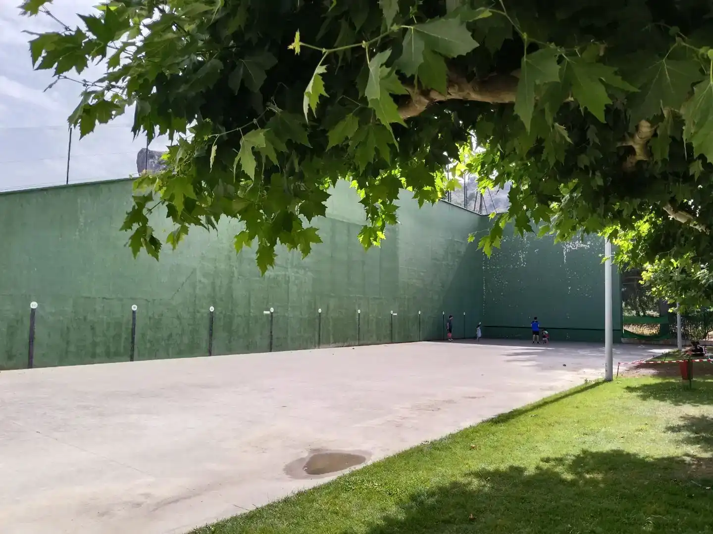 Vista exterior de Pis en venda en Ezcaray amb Piscina i Balcó