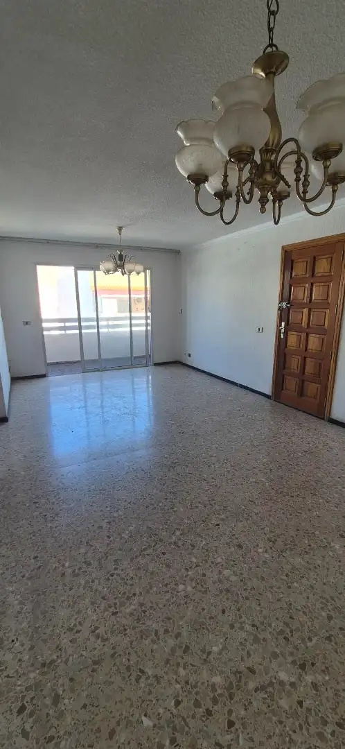 Sala d'estar de Pis en venda en Santa Cruz de Tenerife amb Balcó