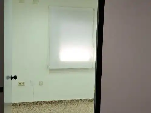 Office for rent in Cuenca  with Air Conditioner, Heating and Alarm