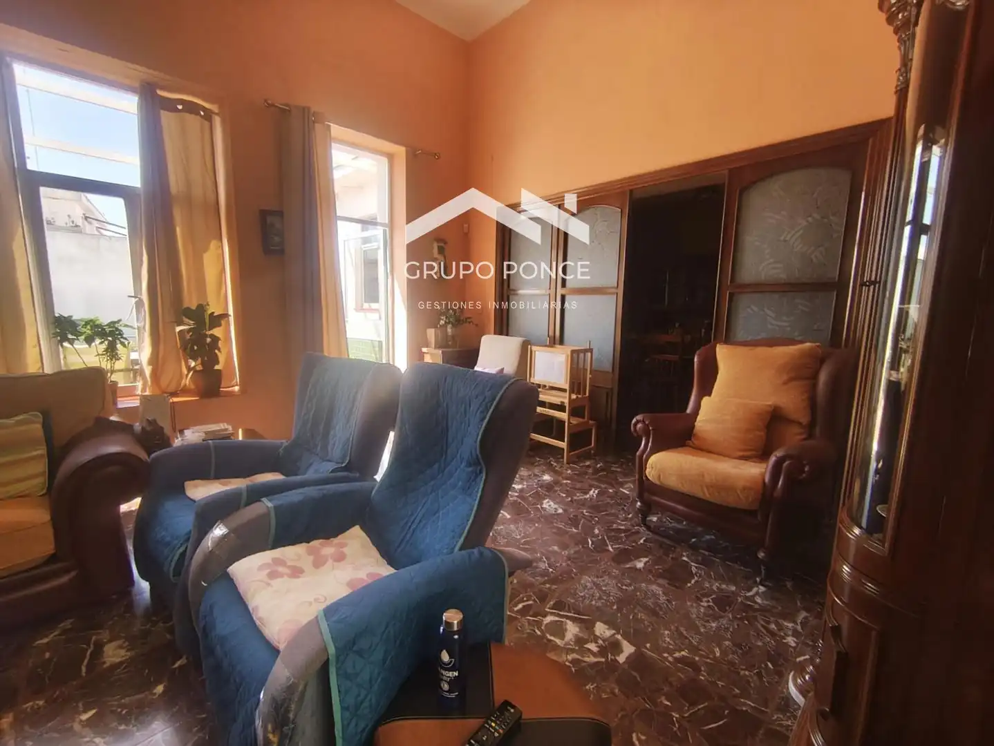 Sala d'estar de Edifici en venda en Puerto Real