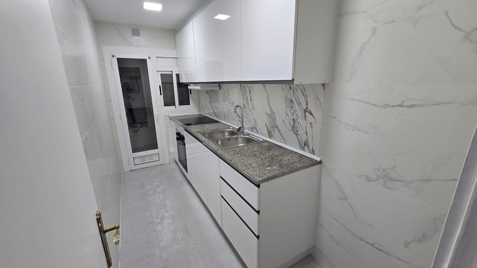 Kitchen of Flat for sale in Mollet del Vallès  with Air Conditioner, Heating and Balcony