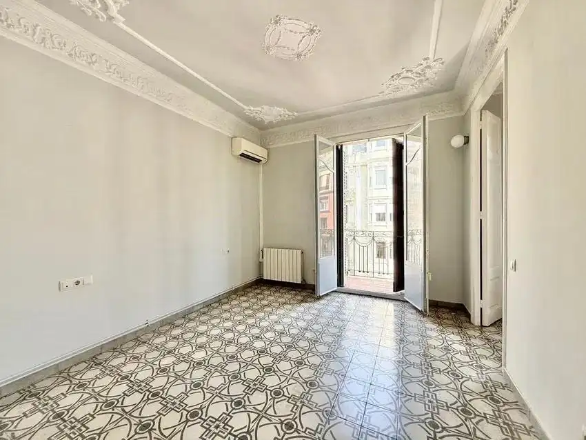 Appartamento con terrazza in vendita a Calle MUNTANER, imagen 6