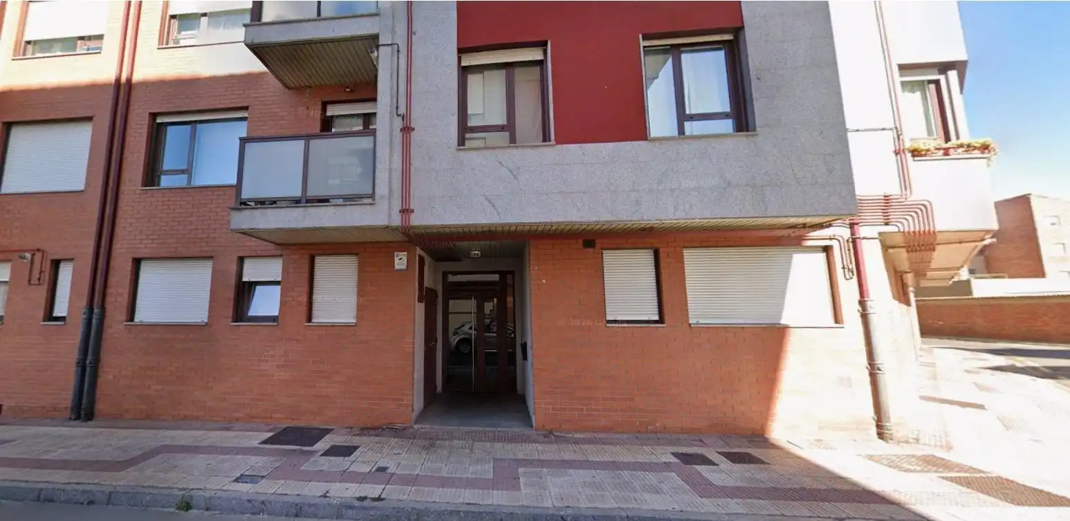 Pis amb ascensor en venda a Armunia, imagen 2
