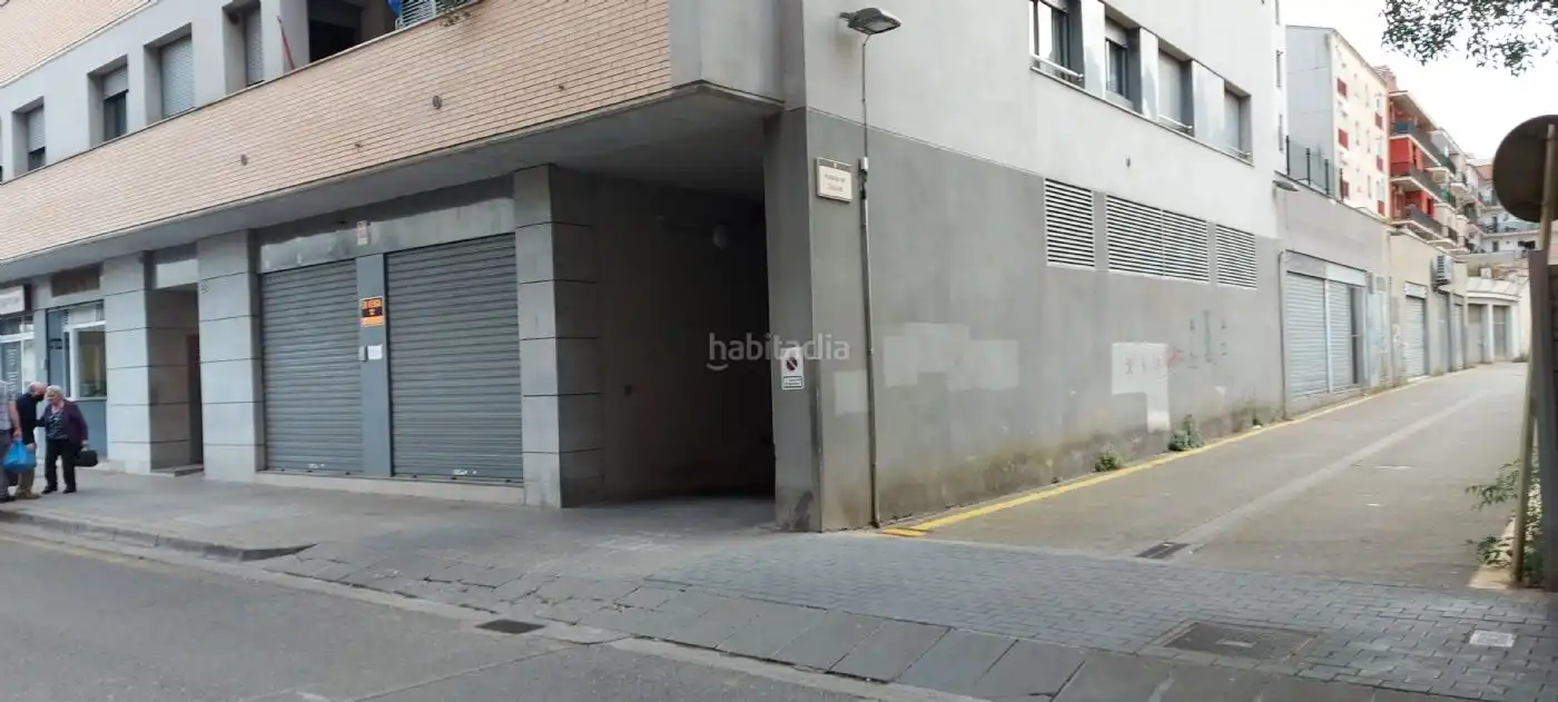 Local comercial en alquiler en Carrer del President Francesc Macià 61, imagen 2