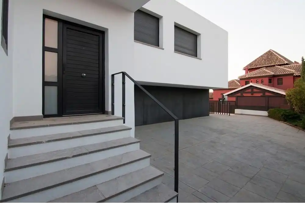 Casa o chalet de alquiler en Calle Charinas, 8, Altos de la Zubia