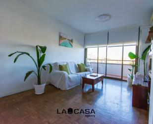 Living room of Flat for sale in  Barcelona Capital  with Balcony