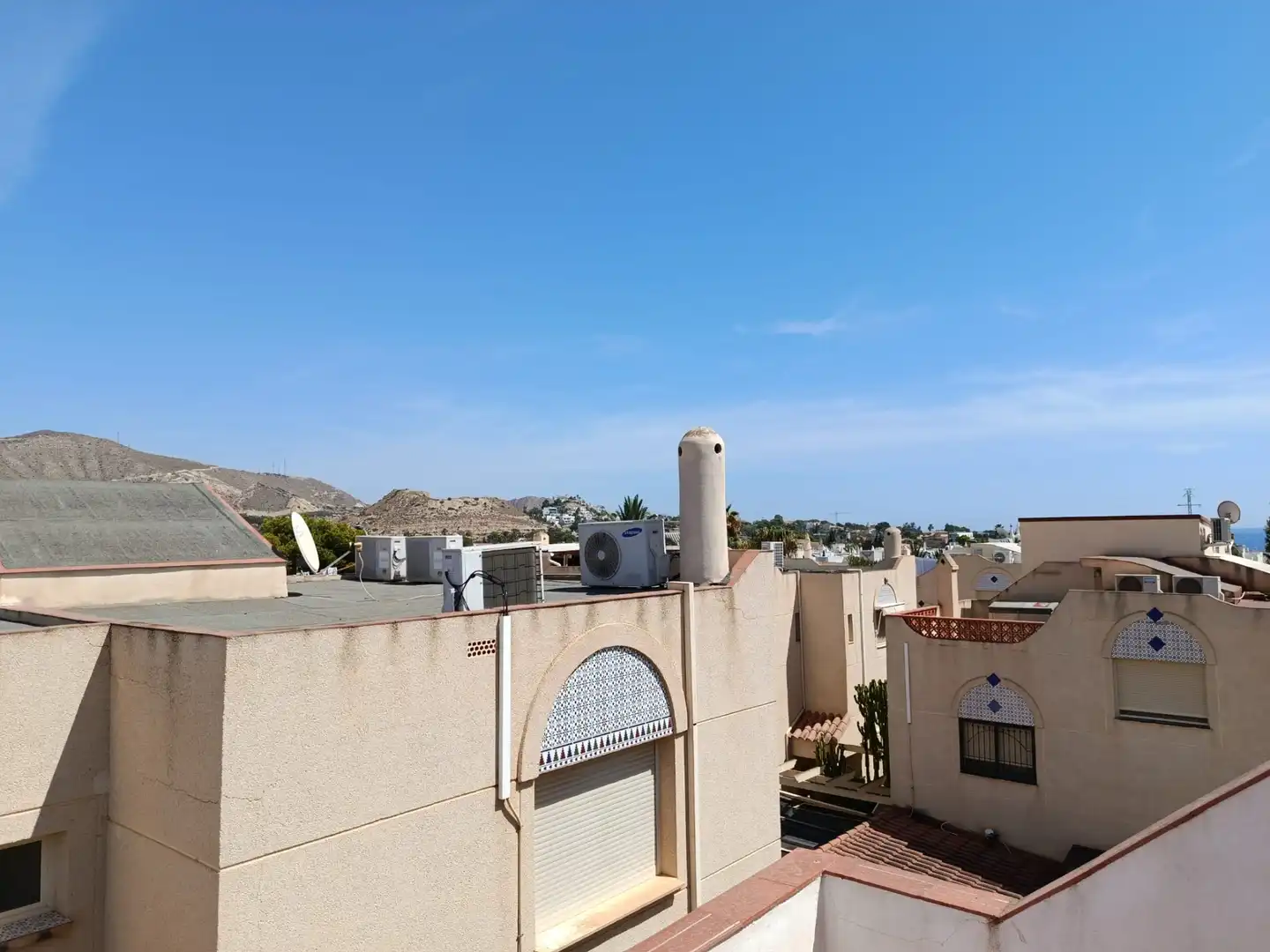 Vista exterior de Casa o xalet en venda en Pueblo Español - Coveta Fumá