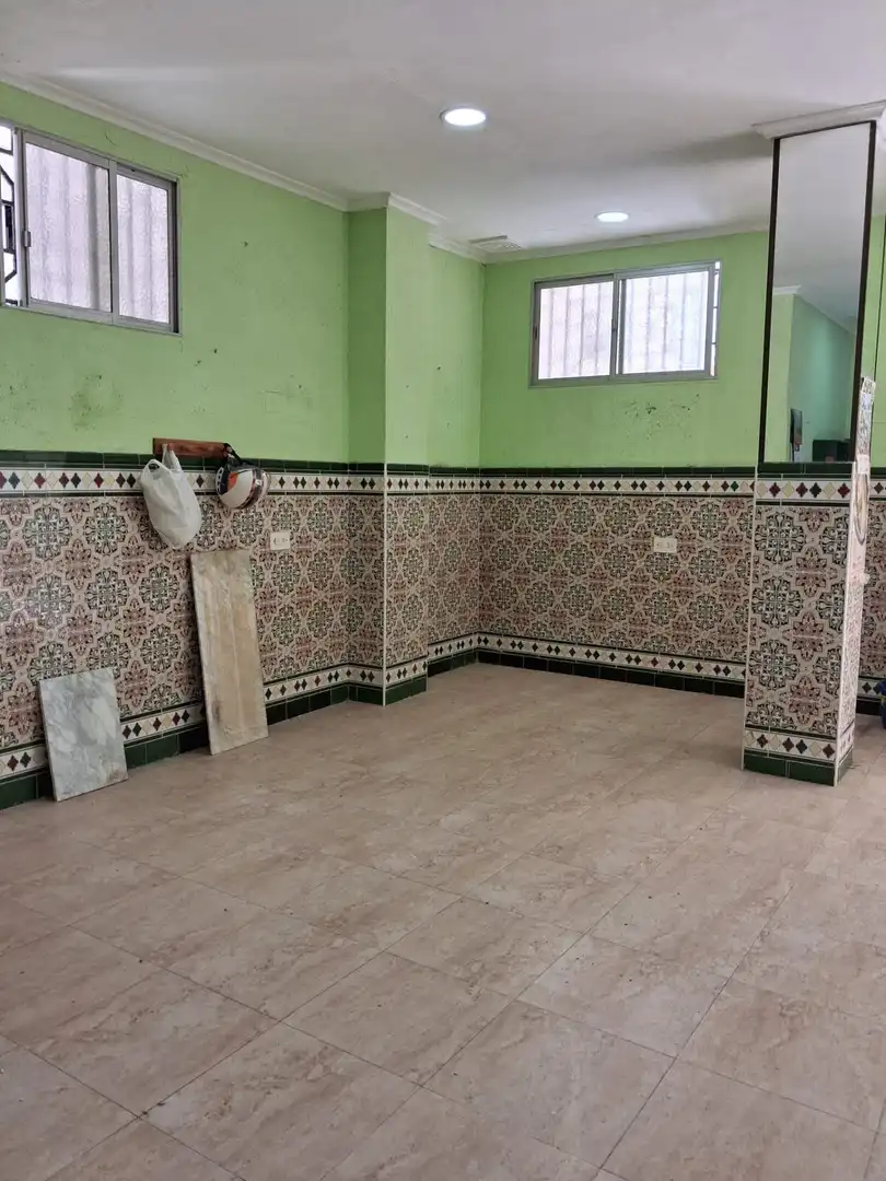Local de lloguer en Cádiz