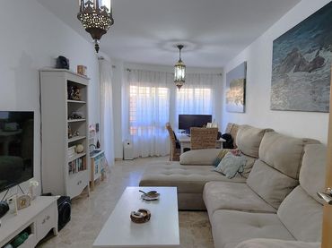 Flat with pool for sale in Las Lagunas