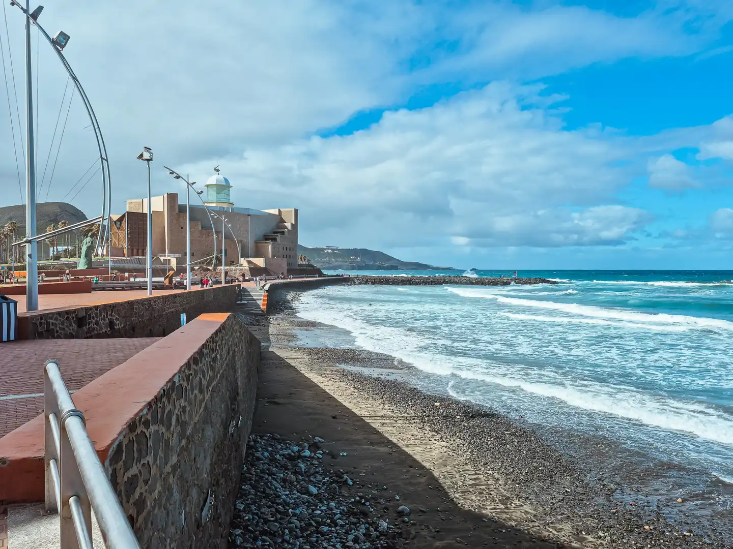 Vista exterior de Piso en venta en Las Palmas de Gran Canaria con Amueblado y Balcón
