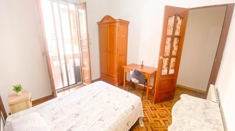 Foto 2 de Piso de alquiler en San Matías - Realejo, Granada Capital