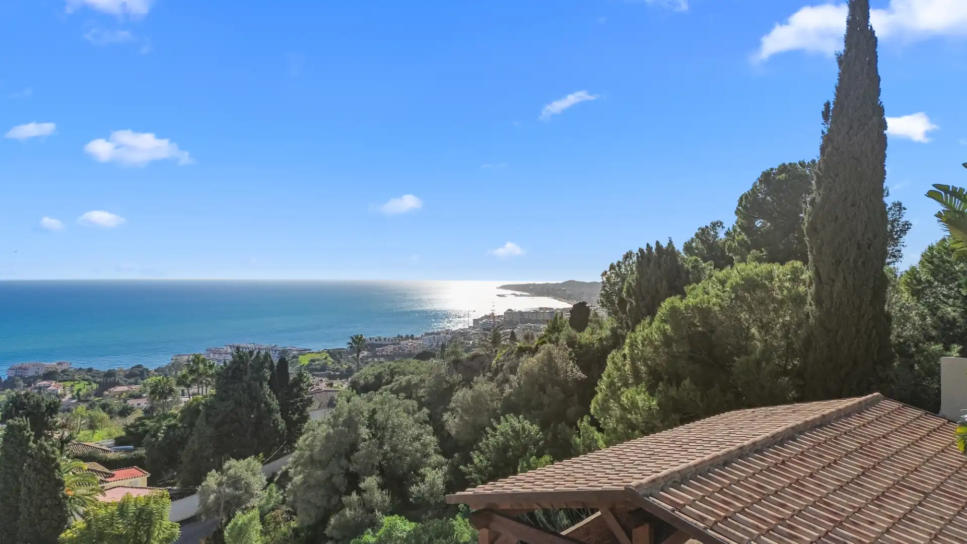 Bedroom of Houses for sale in Benalmádena  with Air Conditioner, Heating and Private garden