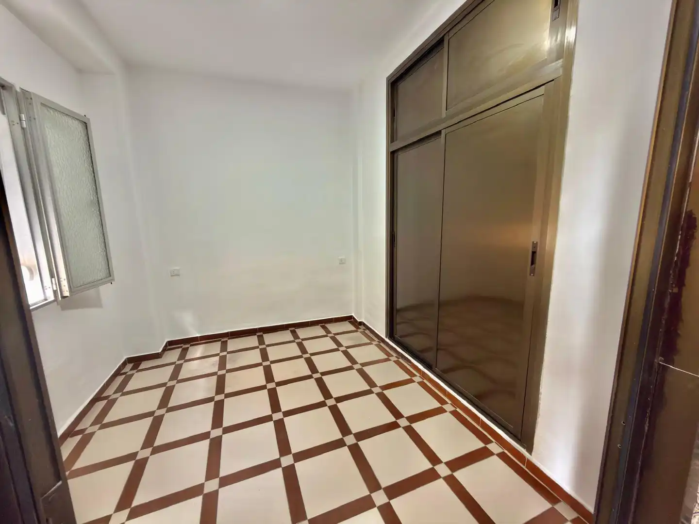 Edifici en venda en Vélez-Málaga amb Alarma