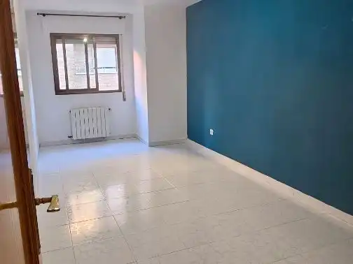 Dormitori de Pis en venda en Rozas Centro