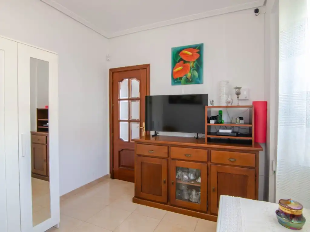 Sala d'estar de Casa o xalet en venda en La Rinconada