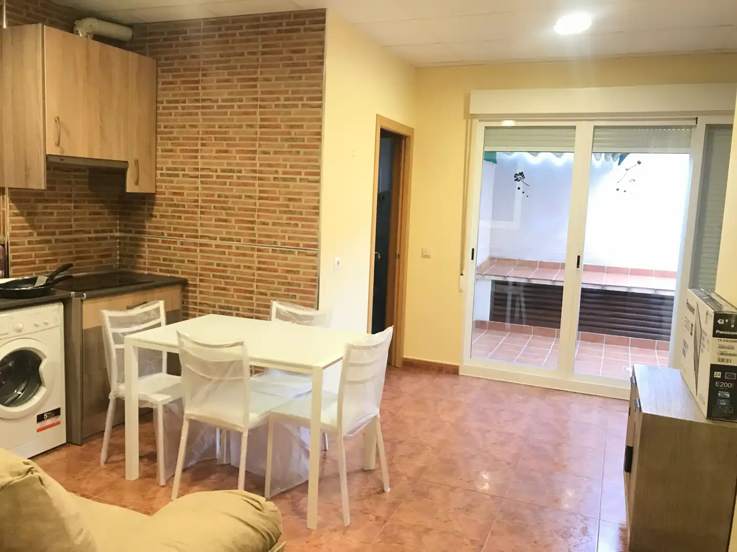 Cuina de Apartament de lloguer en Ciudad Real amb Moblat