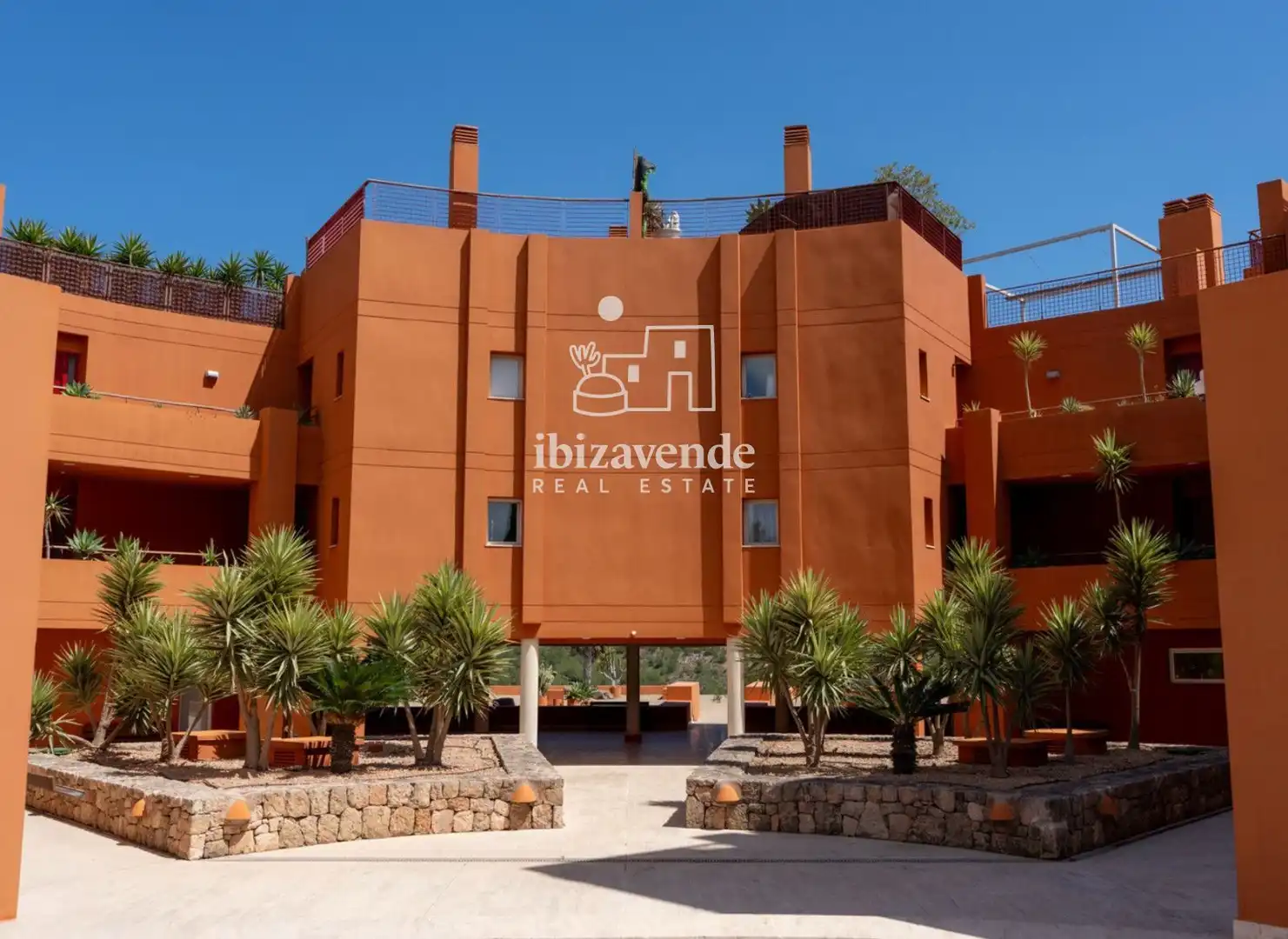 Vista exterior de Dúplex en venta en Santa Eulària des Riu con Aire acondicionado, Terraza y Trastero