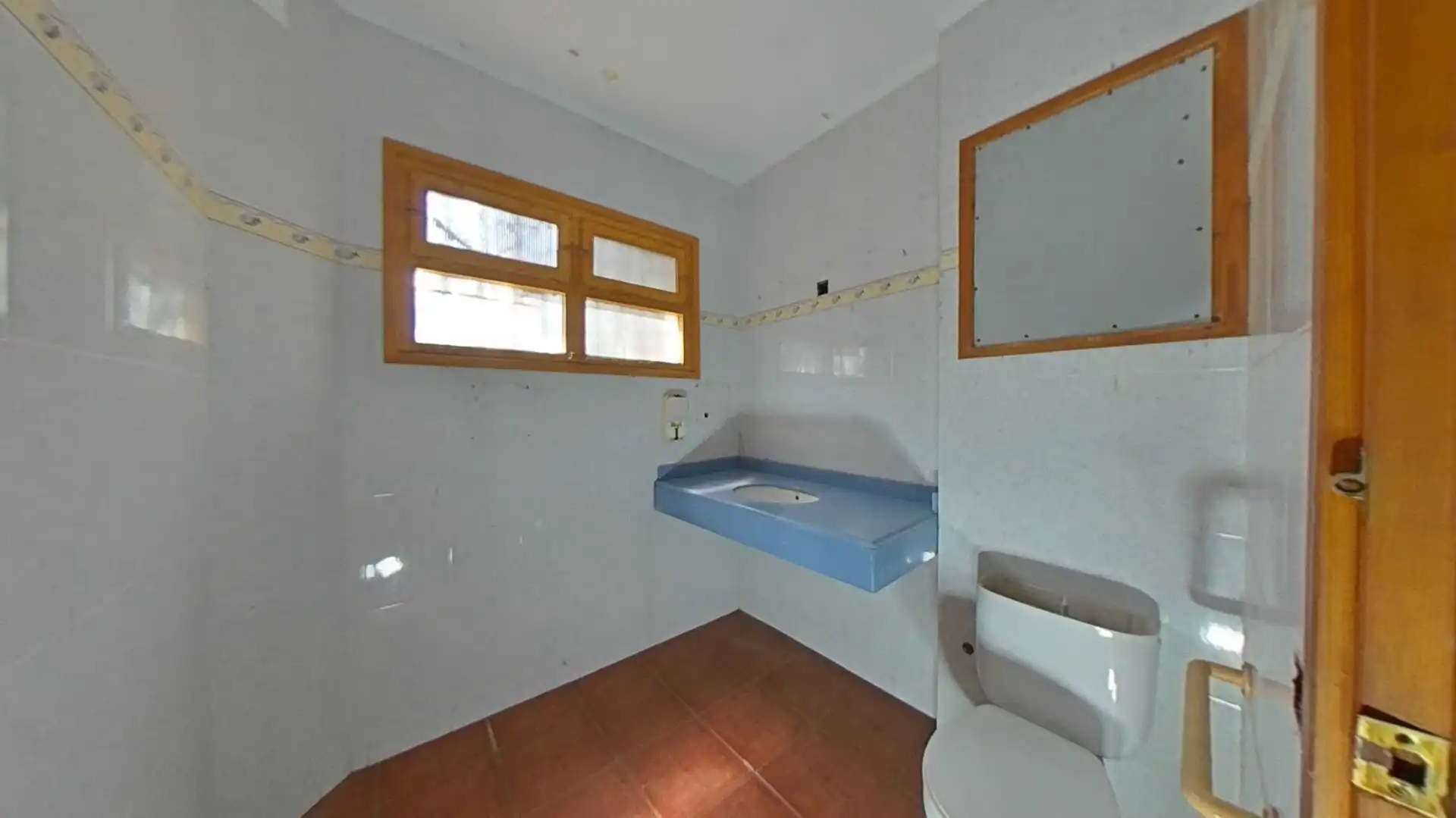 Bathroom of Houses for sale in Mataró