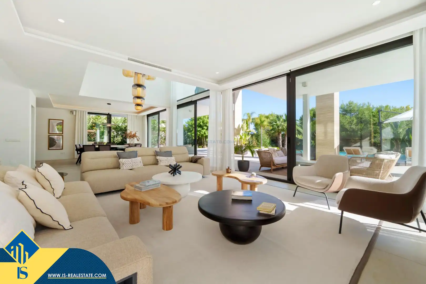Chalet con piscina en venta en Milla de Oro, imagen 23