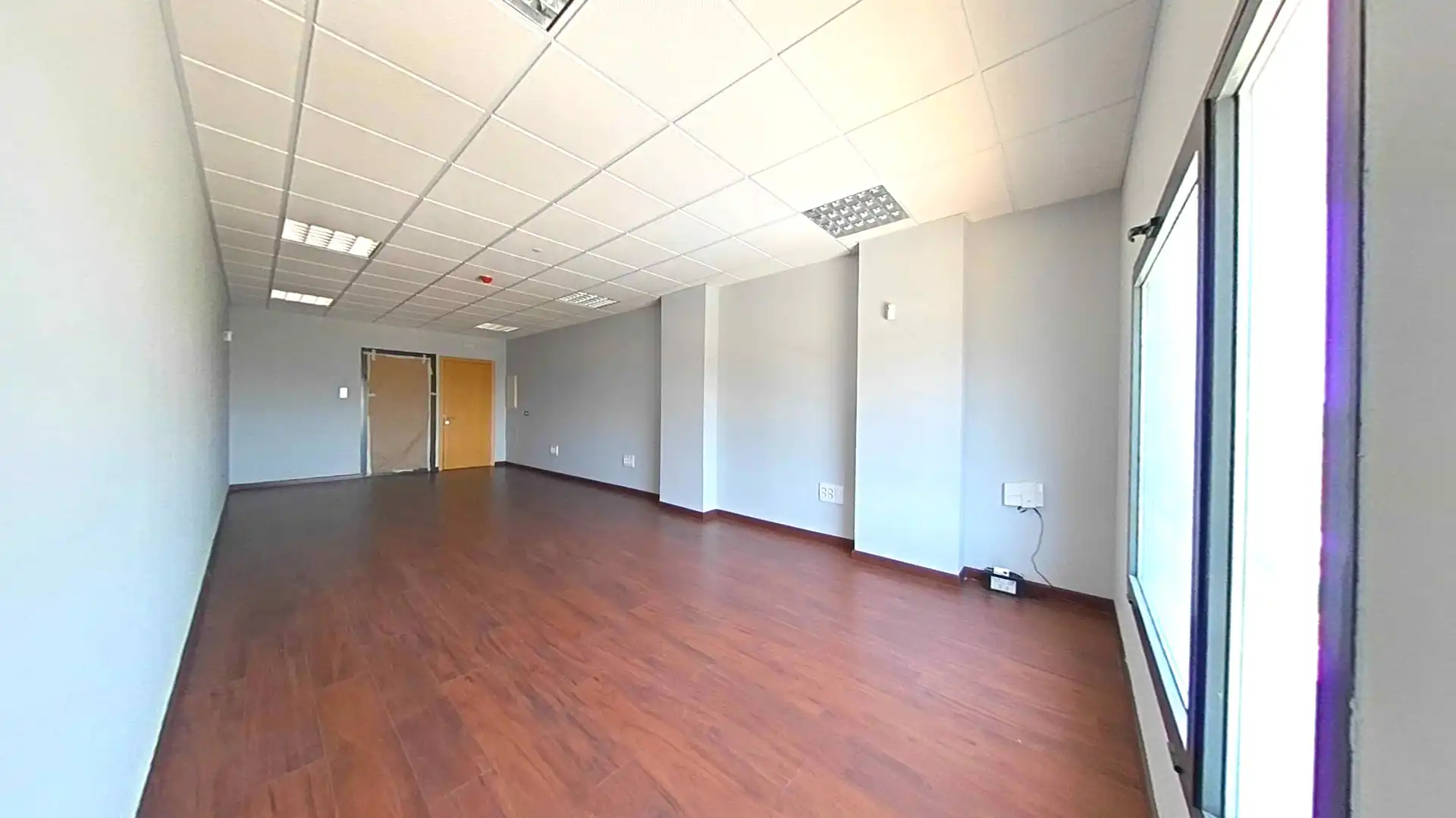Office for sale in Platino, Salteras