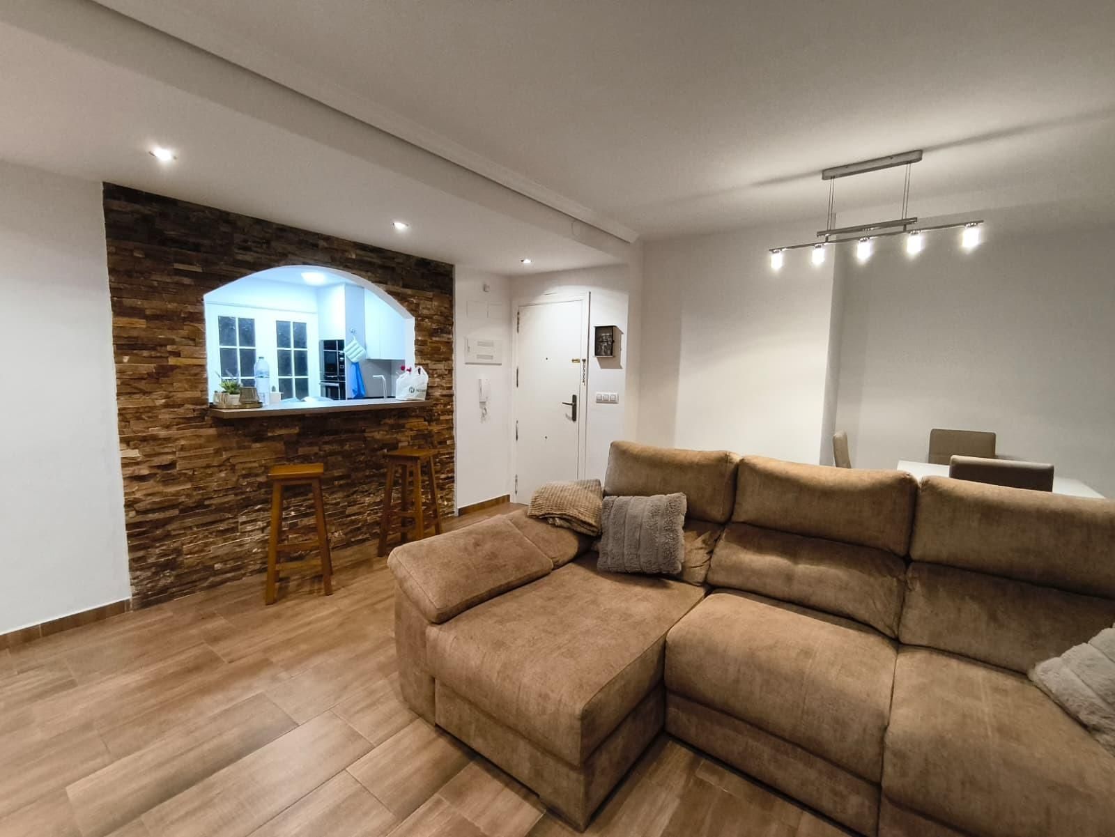 Sala d'estar de Pis en venda en Elche / Elx amb Aire condicionat i Balcó