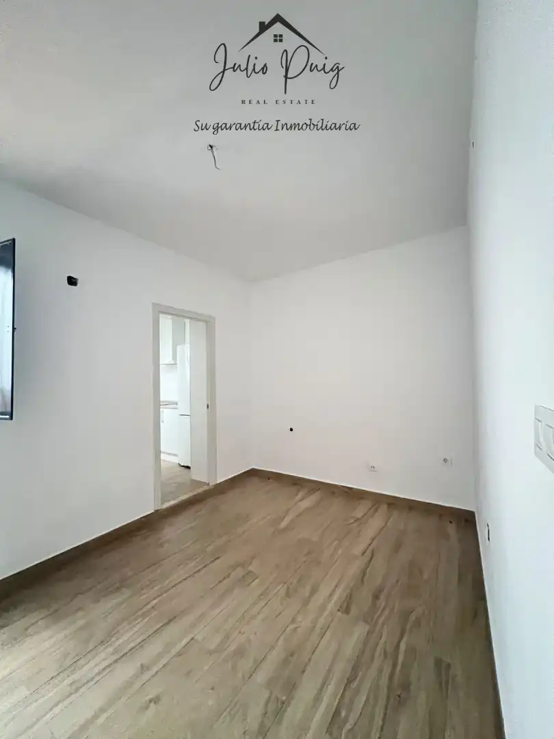 Habitación de Piso en venta en Coria del Río, Sevilla