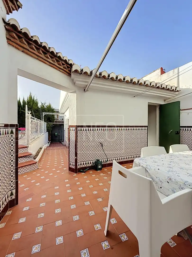 Terrassa de Casa adosada en venda en La Zubia amb Aire condicionat, Calefacció i Jardí privat