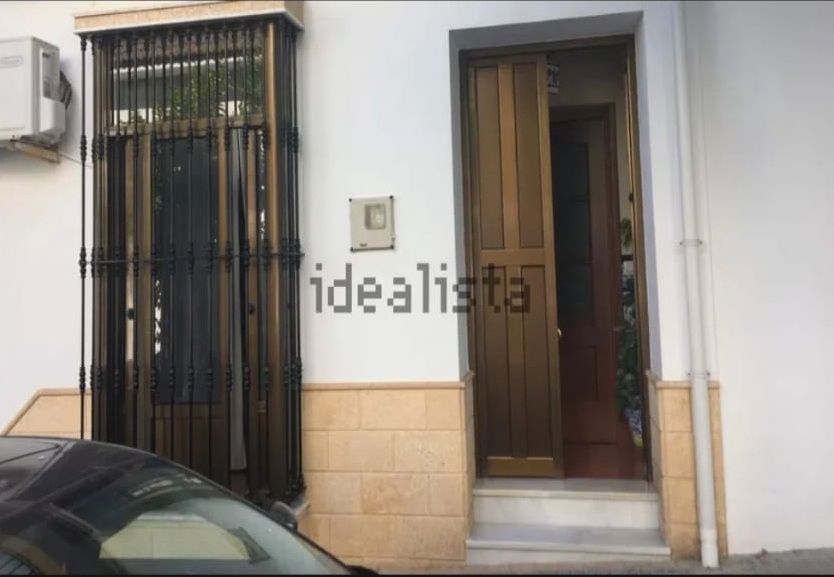 Vista exterior de Casa o xalet en venda en Prado del Rey amb Aire condicionat, Moblat i Rentadora
