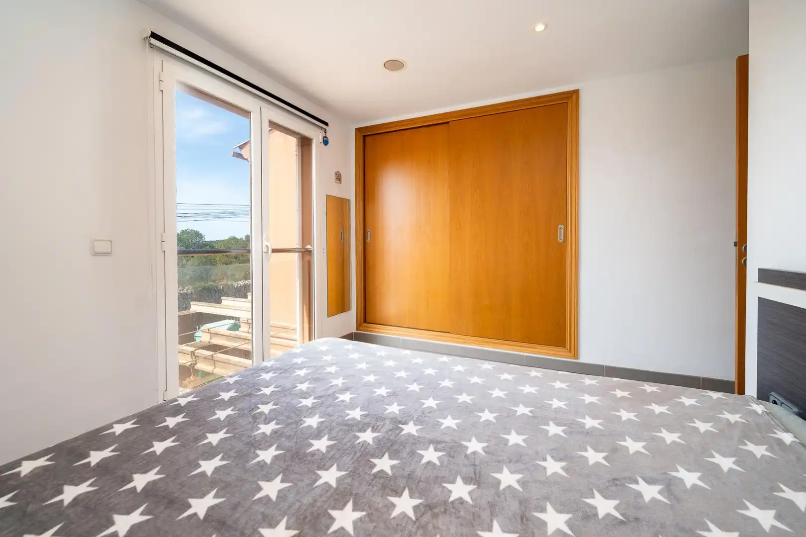 Schlafzimmer von Einfamilien-Reihenhaus zum Verkauf in Felanitx mit Klimaanlage, Terrasse und Abstellraum