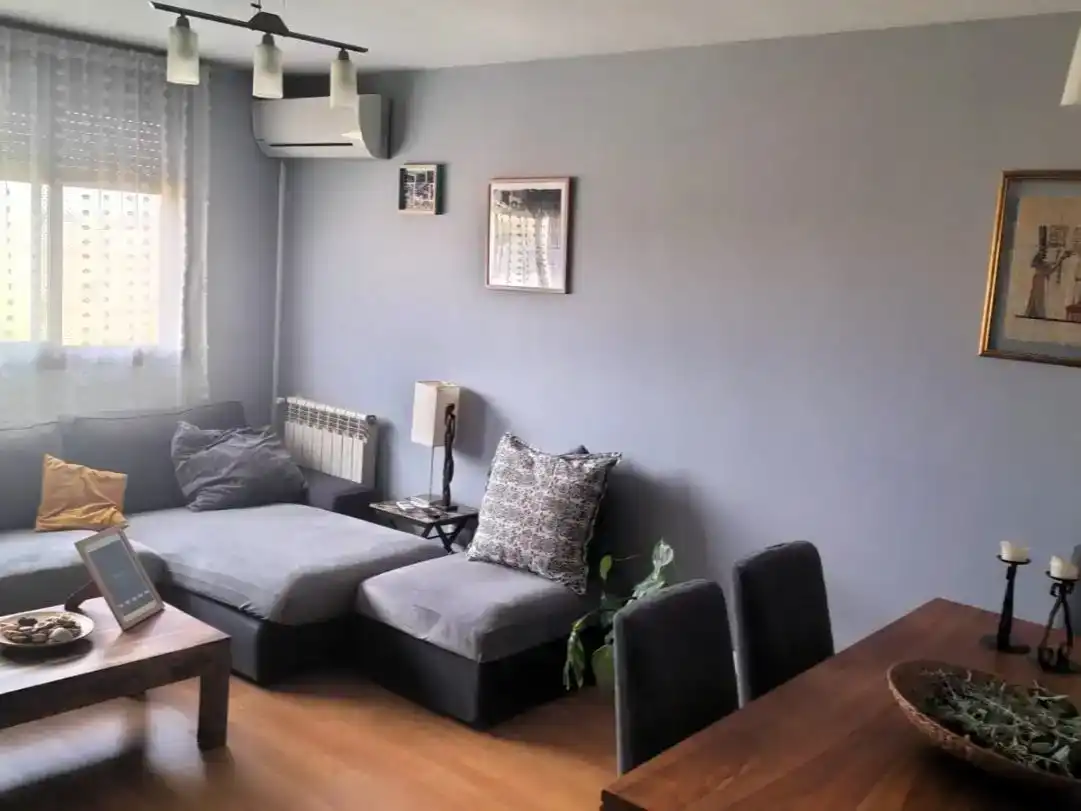 Sala d'estar de Pis en venda en Valdemoro amb Aire condicionat i Piscina
