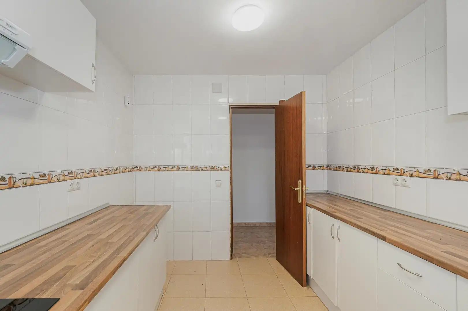 Kitchen of Flat for sale in Sevilla