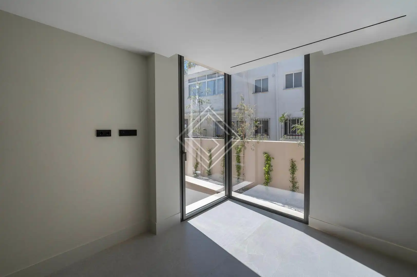 Chalet con piscina en venta en Milla de Oro, imagen 36