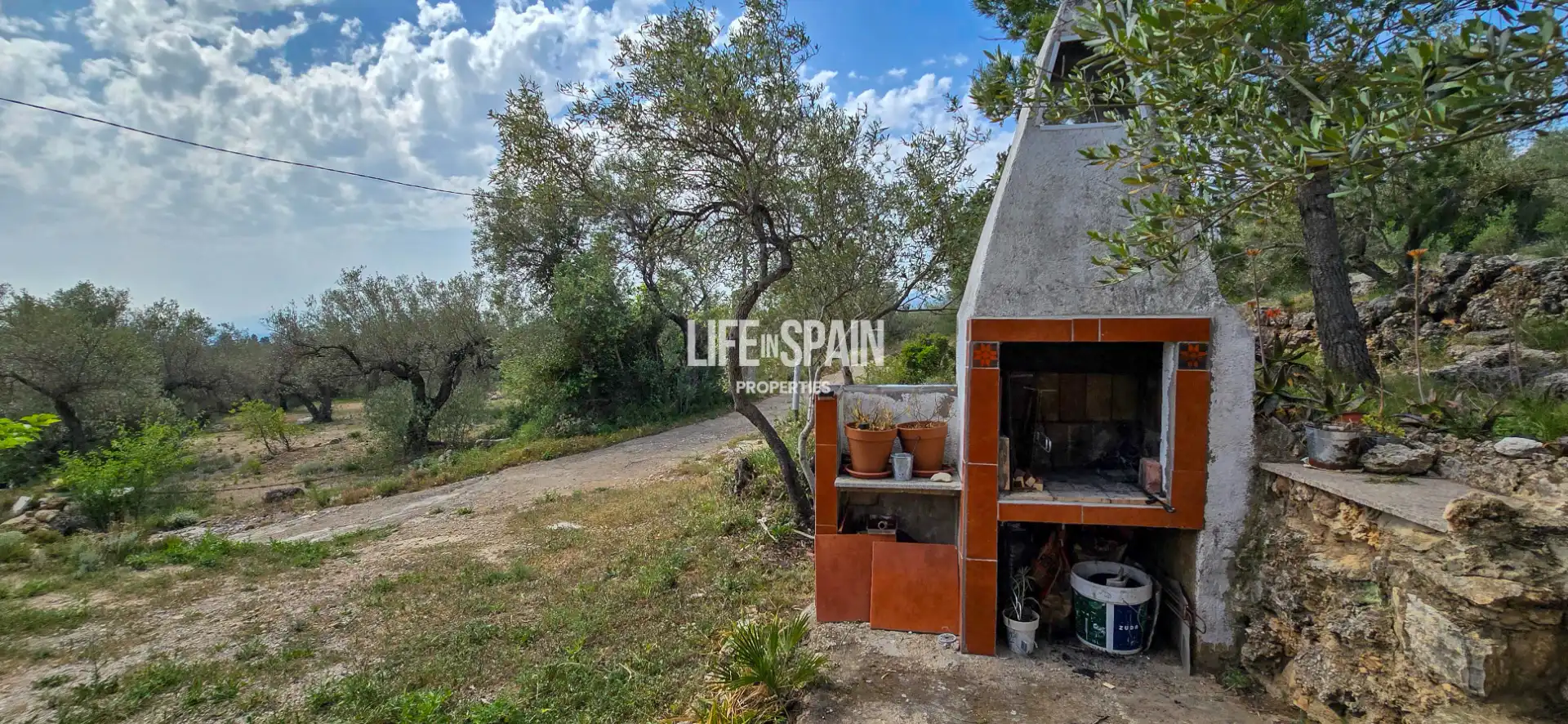 Vista exterior de Finca rústica en venda en Roquetes amb Aire condicionat, Calefacció i Jardí privat