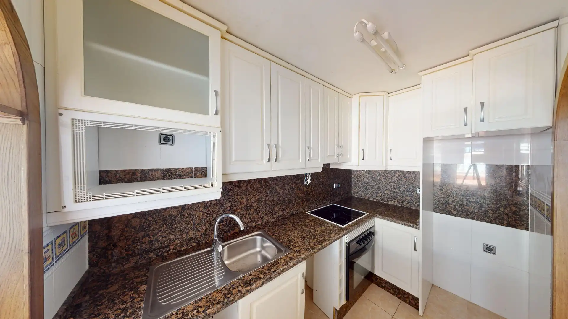 Kitchen of Flat for sale in Torrevieja  with Air Conditioner, Terrace and Community pool