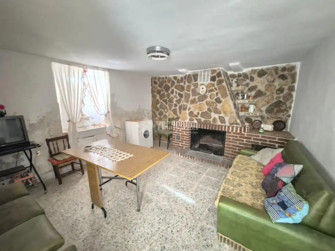 Finca rústica en venda en Sigüenza amb Calefacció i Moblat