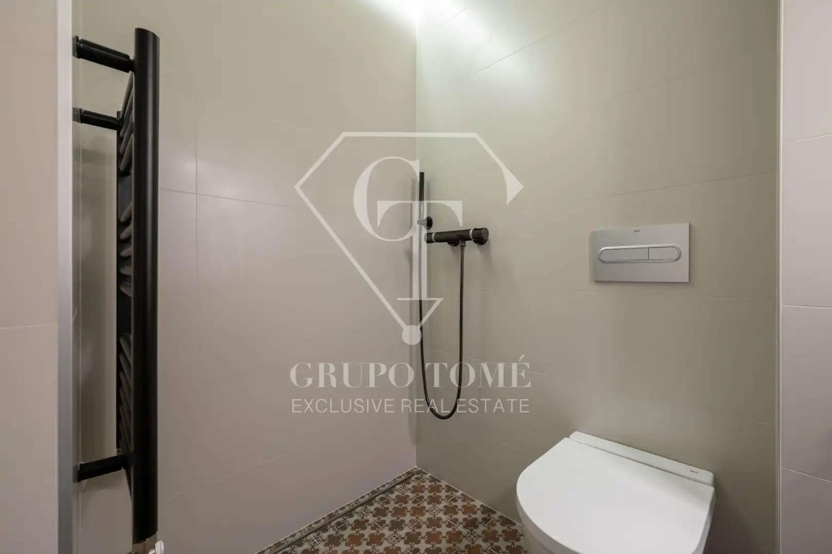 Baño de Casa adosada en venta en Donostia - San Sebastián  con Calefacción, Jardín privado y Terraza