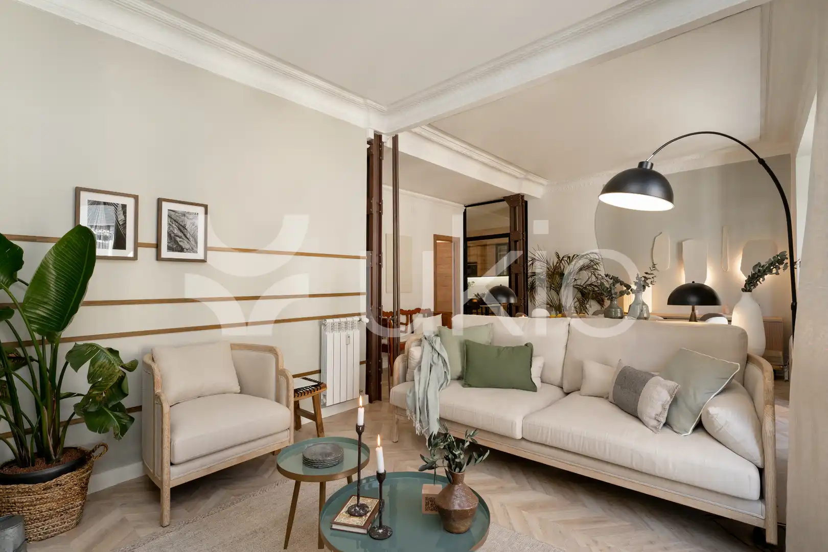 Sala d'estar de Apartament de lloguer en Madrid amb Aire condicionat, Calefacció i Moblat