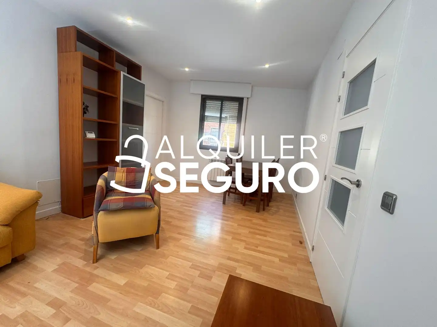 Piso de alquiler en Madrid con Calefacción y Amueblado