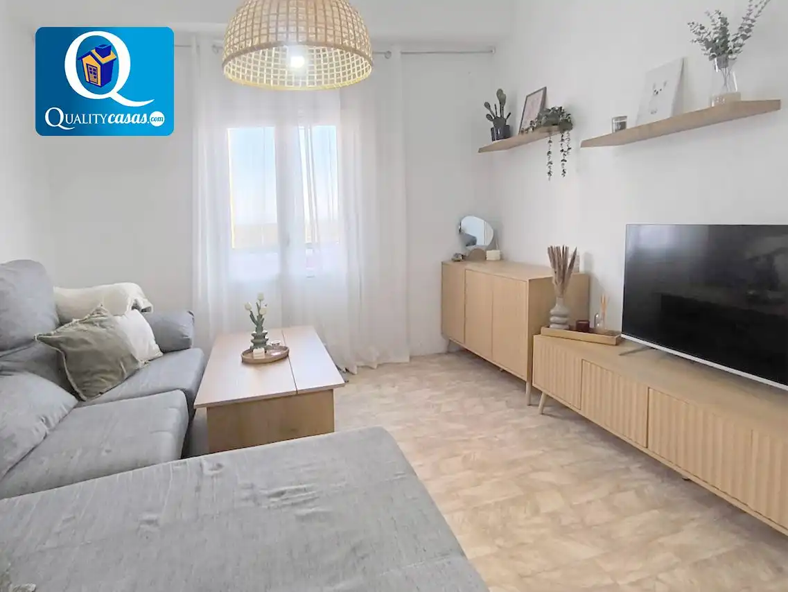 Sala d'estar de Apartament en venda en Elche / Elx amb Balcó