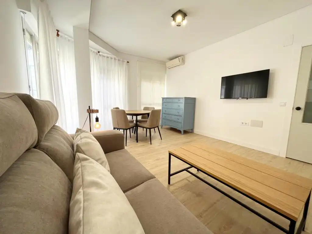 Piso de alquiler en Las Tinajerías - Juderías