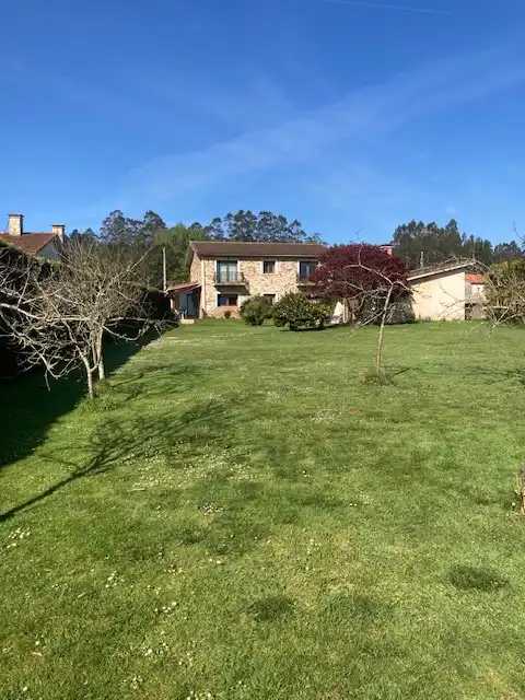 Jardín de Casa o chalet en venta en Carballo con Calefacción, Jardín privado y Parquet