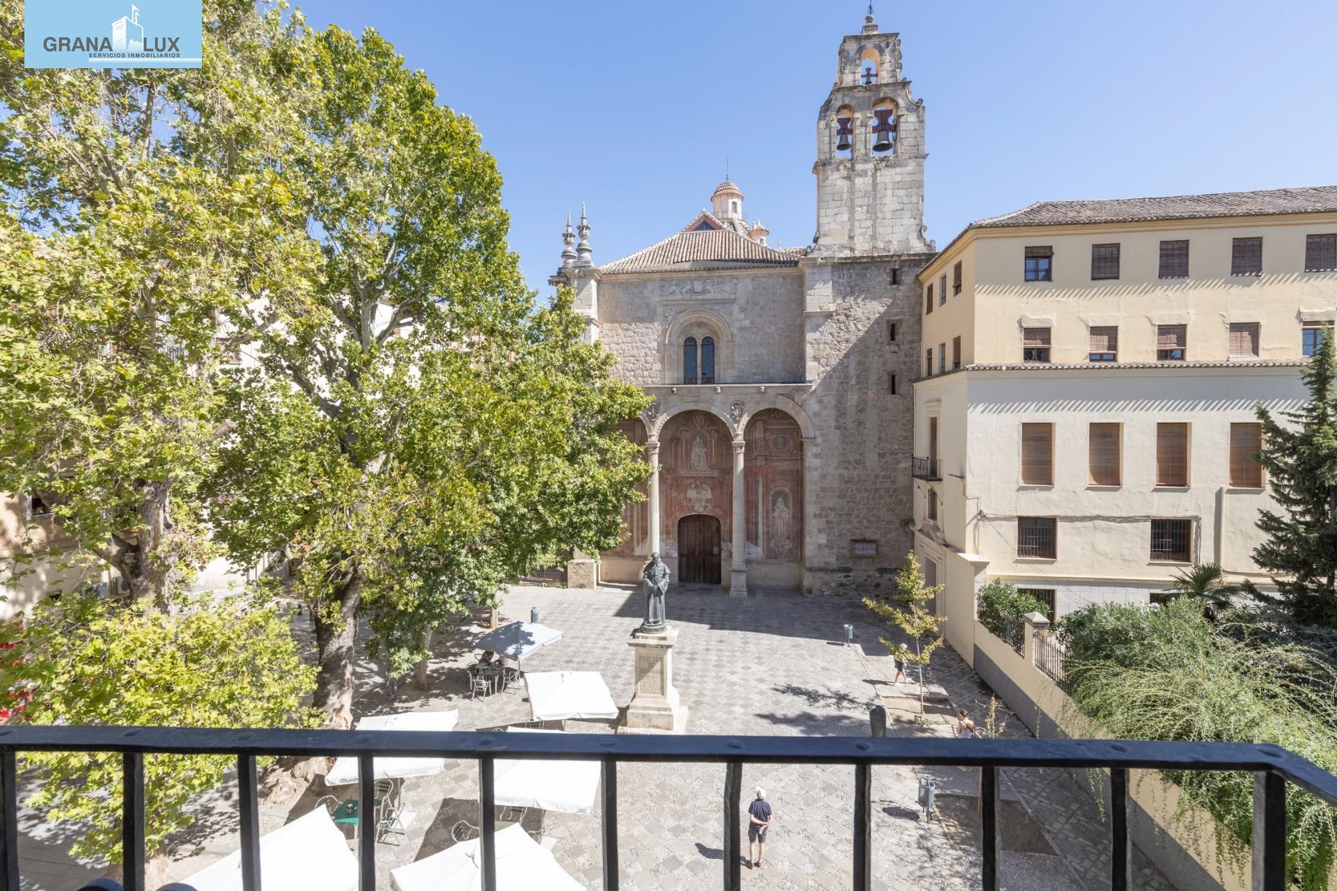 Vista exterior de Casa o chalet en venta en  Granada Capital con Aire acondicionado, Terraza y Balcón