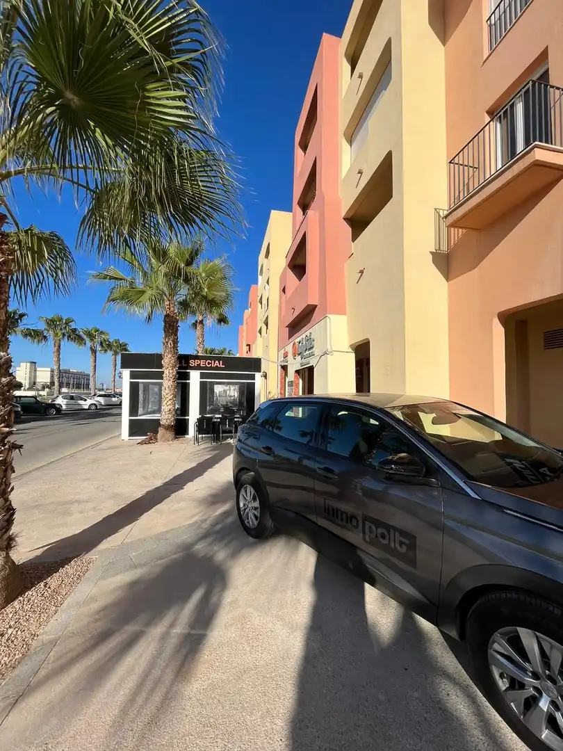 Local comercial de lloguer a Calle Lilo, imagen 3