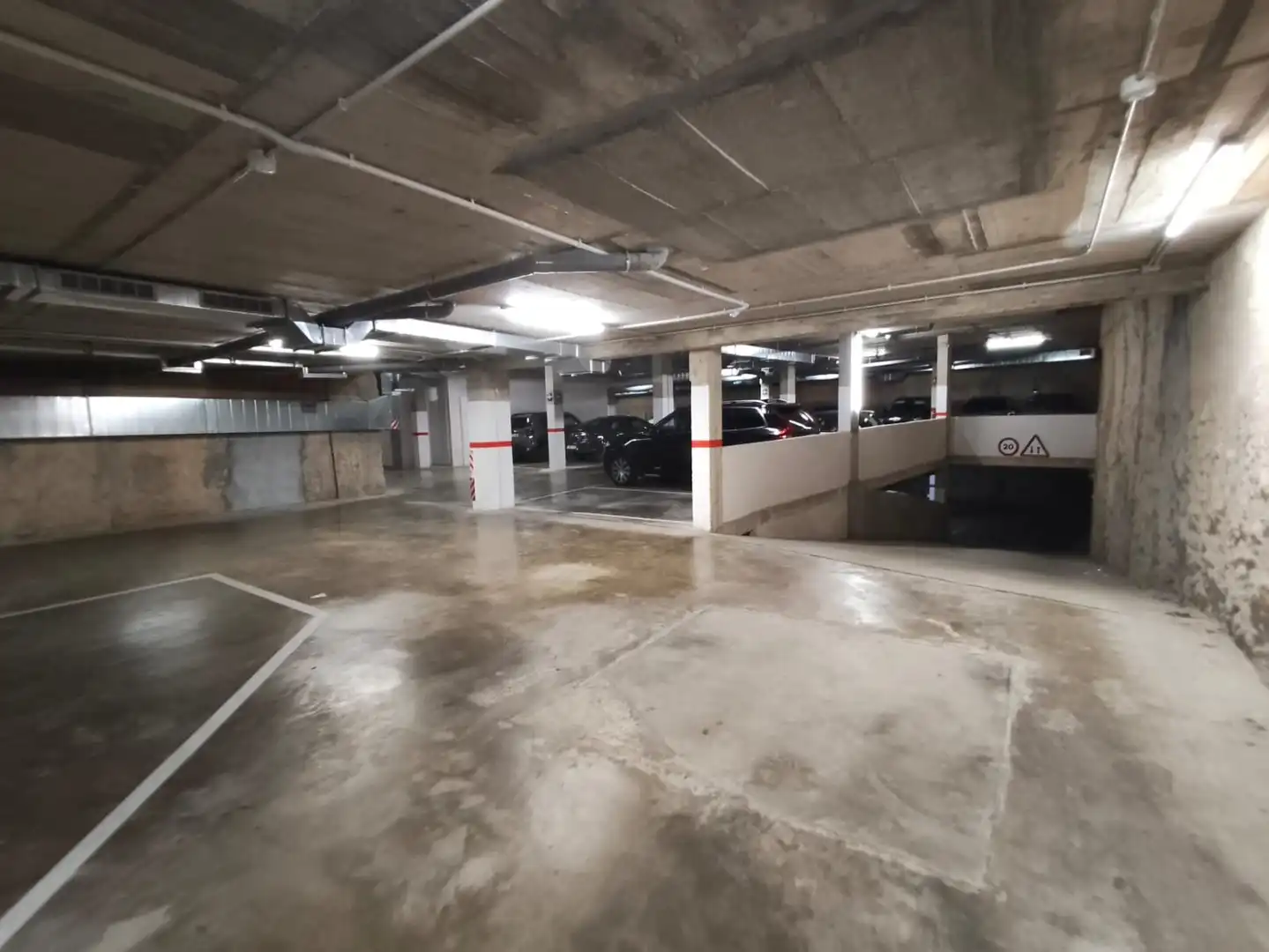 Einzelparkplatz mit Aufzug zum Verkauf in Carrer Transversal, imagen 3