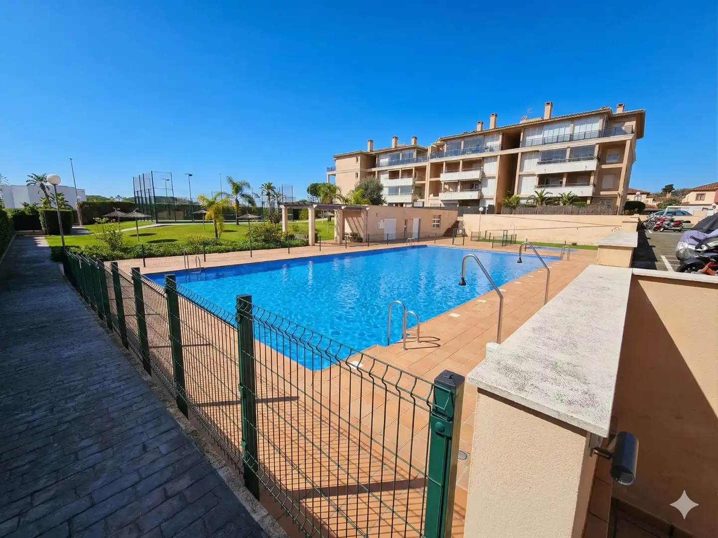 Piscina de Àtic en venda en El Puerto de Santa María amb Aire condicionat, Calefacció i Parquet
