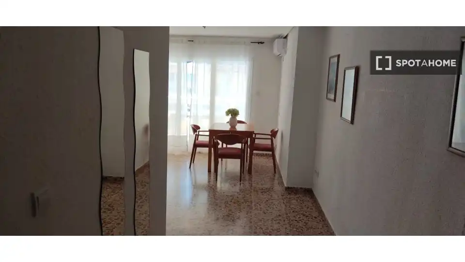 Wohnung mit Terrasse zur Miete in Sant Antoni